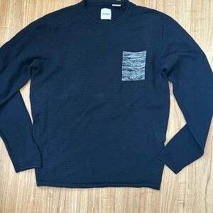 Manguun Men’s Black Crewneck Sweater with Contrasting Pocket Sz L